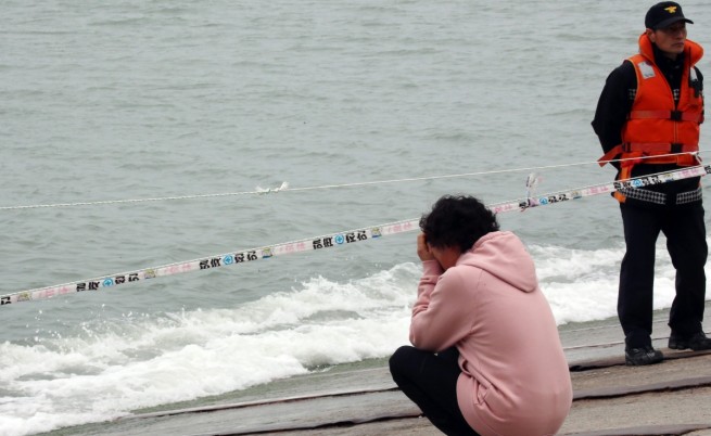 Обвинения за екипажа на потъналия южнокорейски ферибот