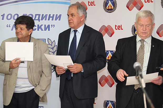 Левски уважи и волейболната си слава1