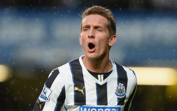 Нюкасъл отказа да задържи холандец