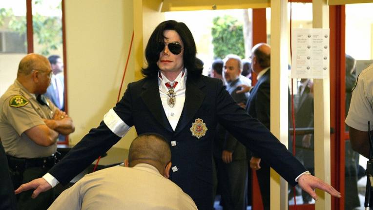 Майкъл Джексън легендарен изпълнител погребение краля на попа