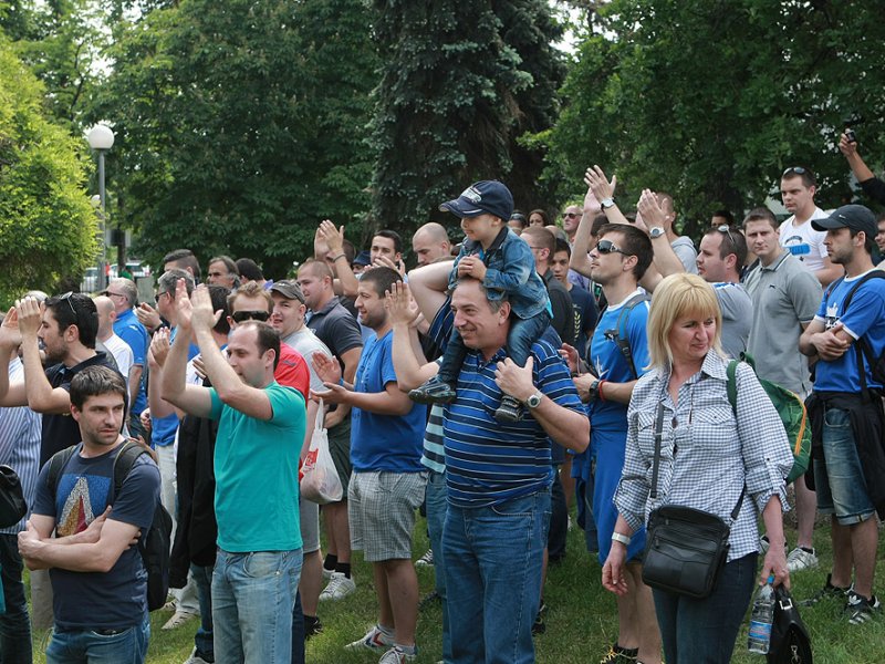 Фенове на Левски1