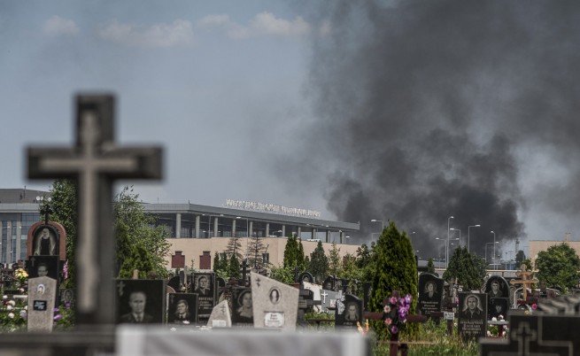 Десетки убити при боевете за летището в Донецк