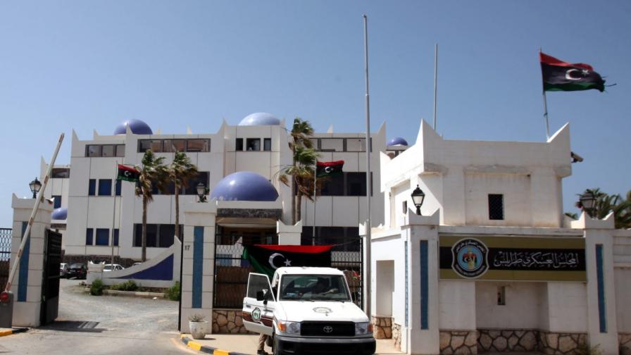 САЩ: Американците незабавно да напуснат Либия