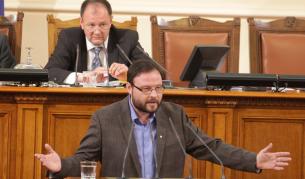 Десислав Чуколов