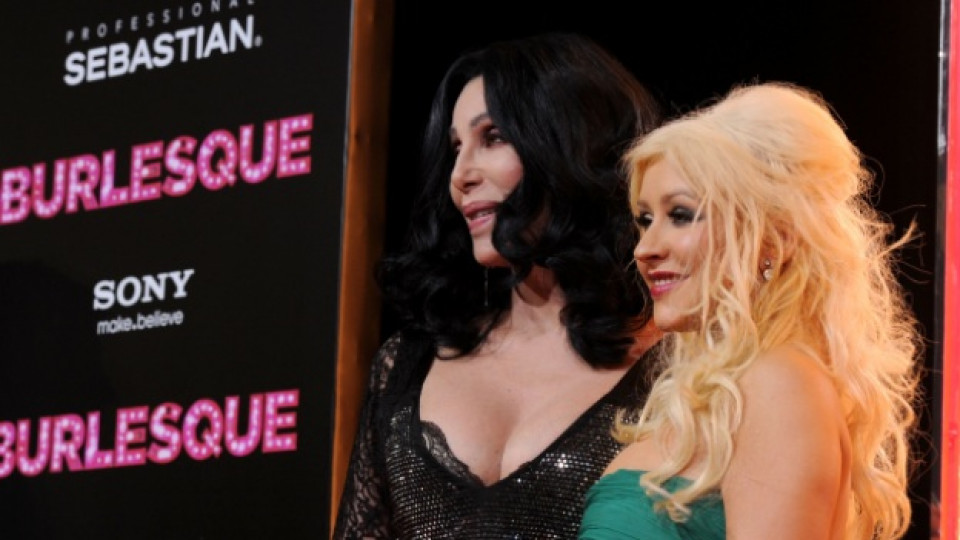 Шер и Кристина Агилера на премиерата на музикалния филм "Бурлеска" ("Burlesque"), Лос Анджелис, ноември, 2010 г.