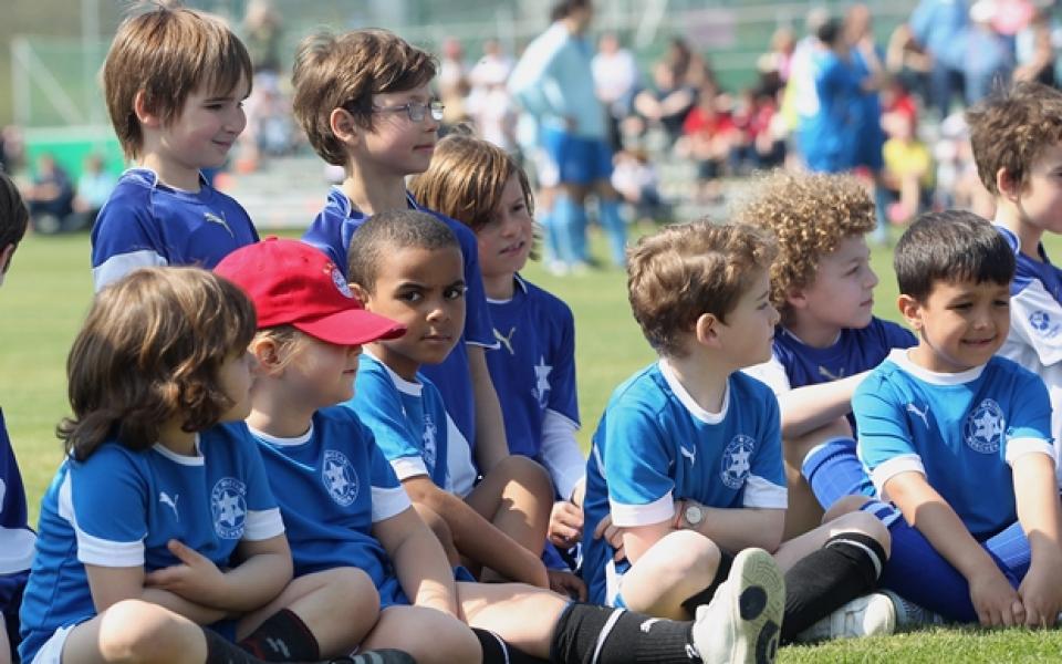 Благоевград приема детски футболен турнир