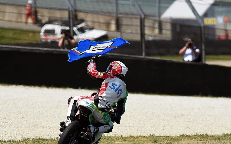 Фенати спечели надпреварата в Moto3 в Италия
