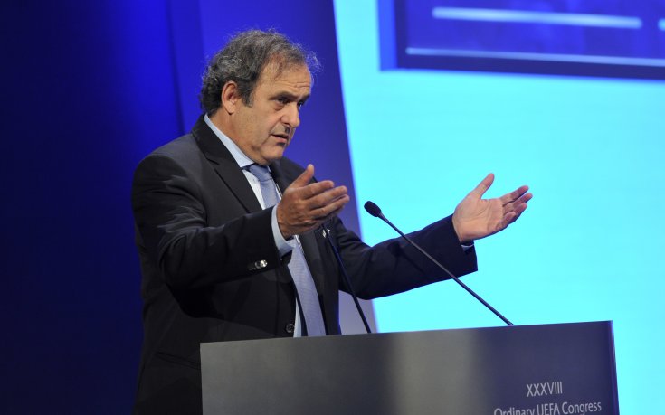 Платини: Оставката на Гарсия е още един провал за ФИФА