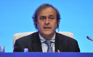Мишел Платини върна подарения часовник