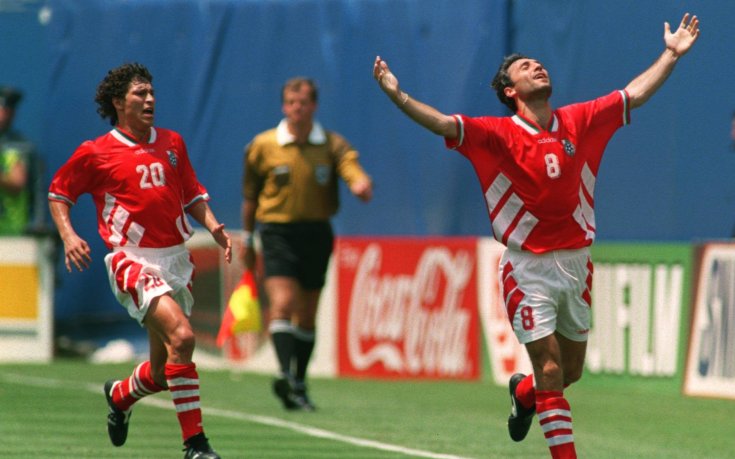 Камата честити юбилея на Бала с велика снимка