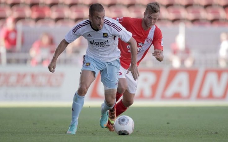 Бивш английски национал става съотборник на Сашо Тонев