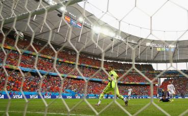 ФИФА разследва празните места на мача Испания - Холандия