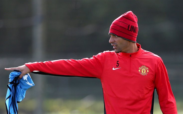 Рио Фърдинанд: Ливърпул трябва да задържи Суарес