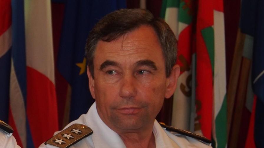 Вицеадмирал Румен Николов става „началник на отбраната“