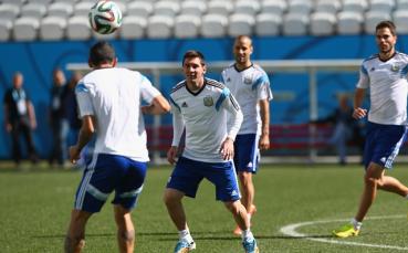 Лавеци може да започне като титуляр срещу Швейцария