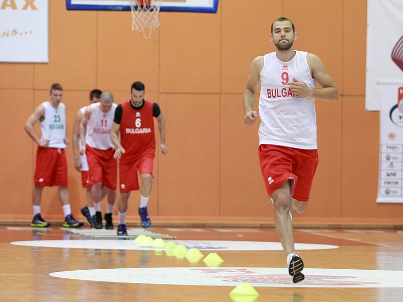 баскетбол национален отбор Младенов Гларуса Върбанов1