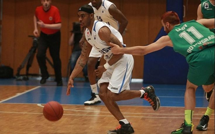 Чалмърс сменя Левски с Франция