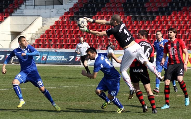 Черноморец води разговори с популярна туристическа фирма