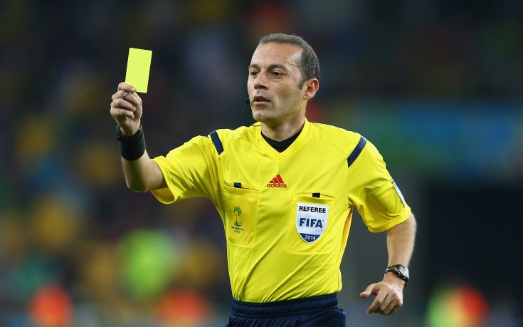 Джунейт Чакър ще свири Холандия - Аржентина