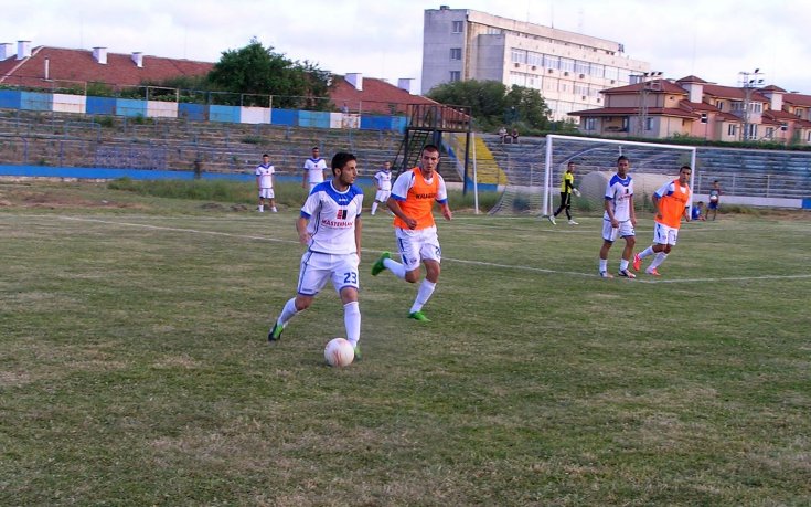 Спартак надви Бургас в контрола