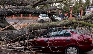 Силни бури връхлетяха Полша