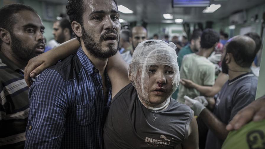 15 загинаха при израелски удар по училище в Газа
