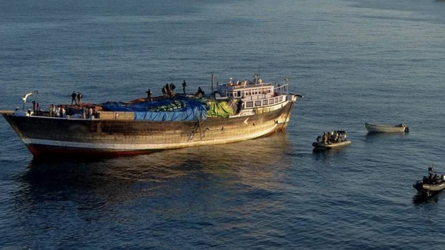 Пирати превзеха петролен танкер край бреговете на Гана