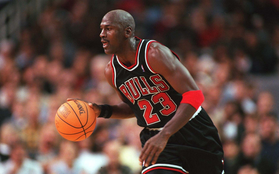 Майкъл Джордан е най-скъпоплатеният спортист в историята - Баскетбол -  Други - Gong.bg