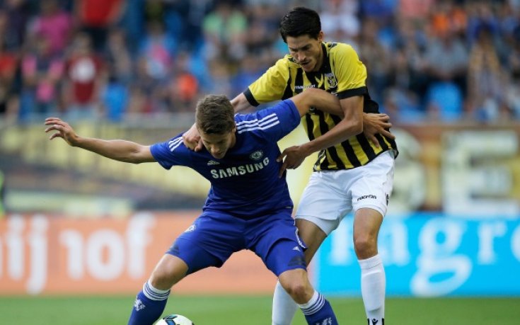 Фабрегас с първи гол за Челси в контрола със сателита