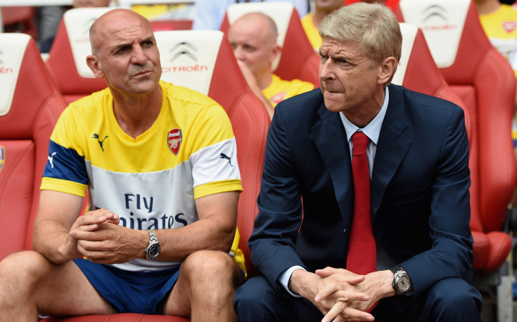 Стив Боулд остава и в екипа на Емери в Арсенал