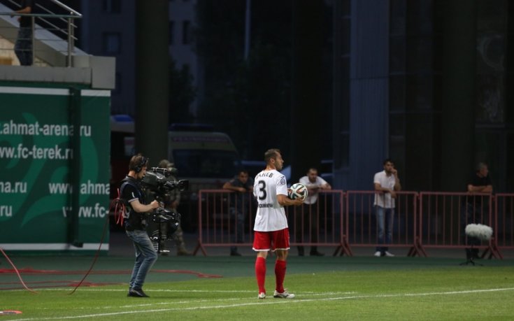 Амкар склони глава пред ФК Краснодар