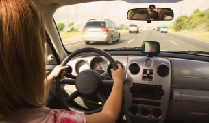 В името на сигурността: Колите „да си говорят“