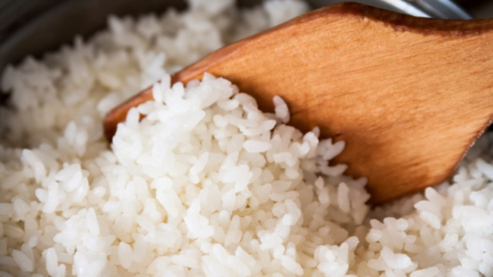 Как да сварим ориз в микровълнова фурна