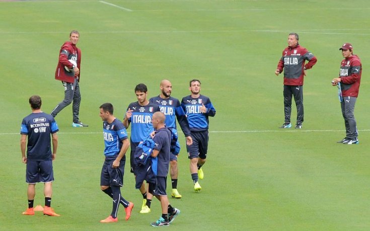 Антонио Конте налага строги правила за играчите