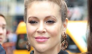 Алиса Милано роди момиченце