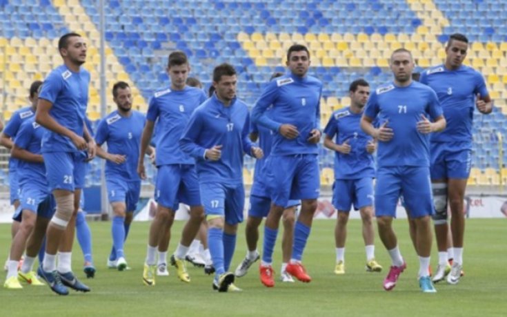 Левски тренира, след като продължи напред за Купата