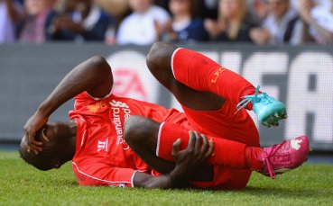 Балотели на линия за мача с Астън Вила