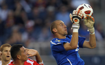 Вратар на Лудогорец с добри изяви при реми на Канада