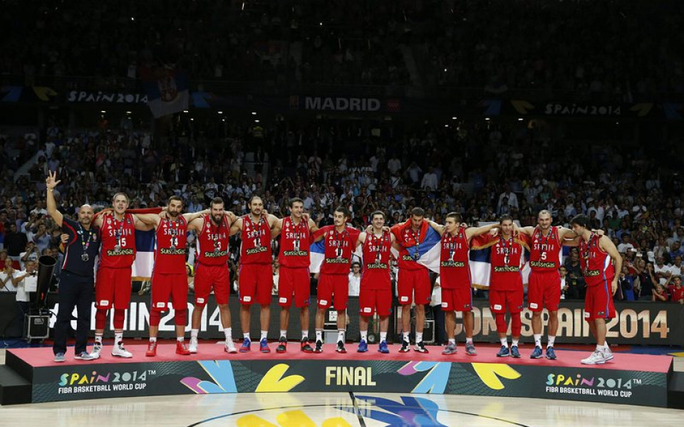 Над 20 000 посрещнаха сръбските баскетболисти