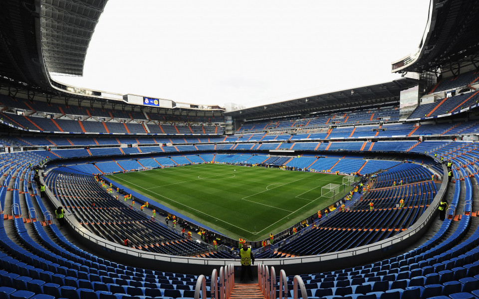Реал продава името на стадиона си на араби за половин милиард