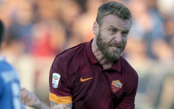 В Рома изтръпнаха, Де Роси е контузен