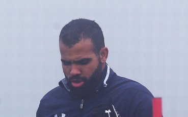 Сандро счупи тъпомера