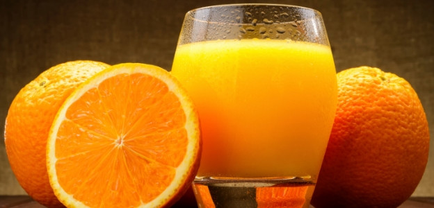 В 250 мл портокалов сок има 250 мг калций. Както се казва – без коментар.