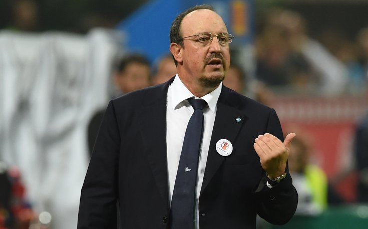 Бенитес отлага преговорите за нов договор с Наполи