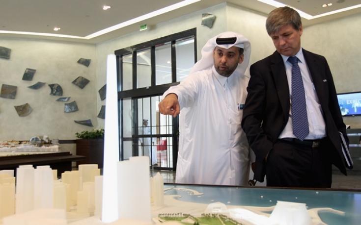 Кандидат шеф на ФИФА иска мачове посред нощ в Катар