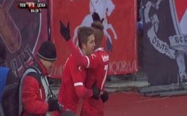 ВИДЕО: Галчев сложи точка на спора във Вечното дерби