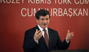 Турският премиер Ахмет Давутоглу