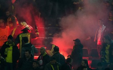 УЕФА ще наказва Борусия Дортмунд и Галатасарай