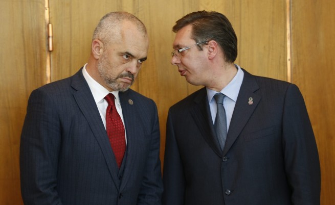 Премиерите на Сърбия и Албания се скараха на пресконференция