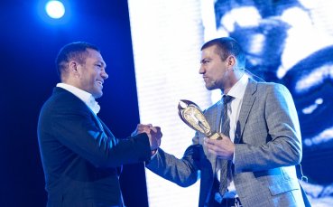 Готов ли е Кобрата за Кличко?